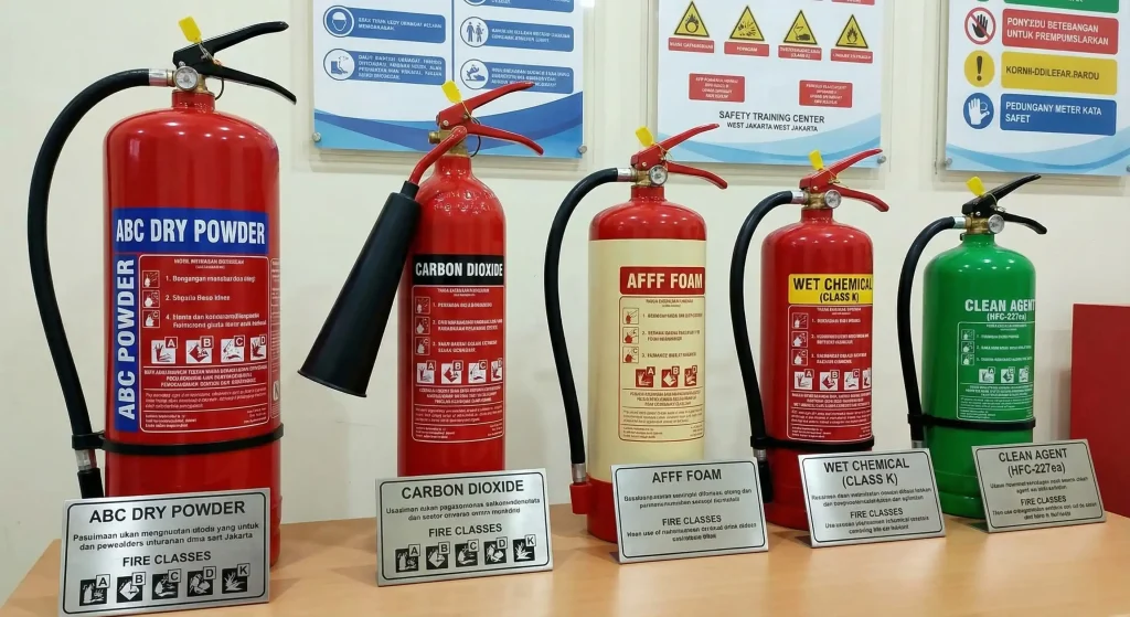 Tabung pemadam kebakaran